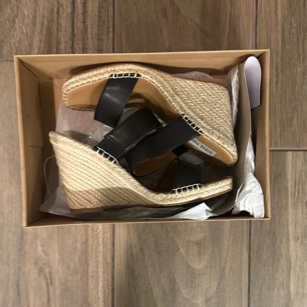 Steve Madden Black and Tan Espadrille Sandals